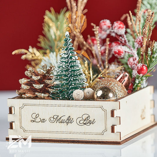Aranjament Crăciun în cutie de lemn cu brăduț